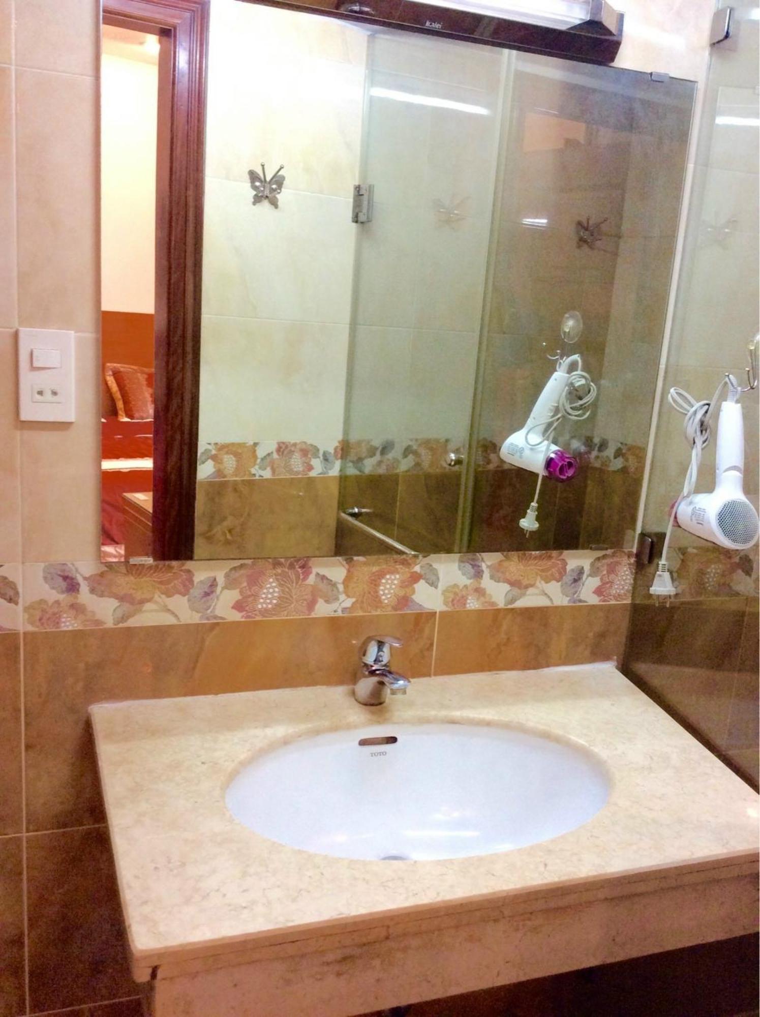 Serviced Apartment Next To The Hanoi Opera House Can Ho Day Du Tien Nghi Co Thang May Ngay Gan Nha Hat Lon Exteriör bild